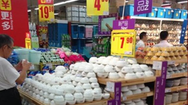 顺祥健康瓷强势登陆家乐福，浮雕素瓷系列产品首战脱销